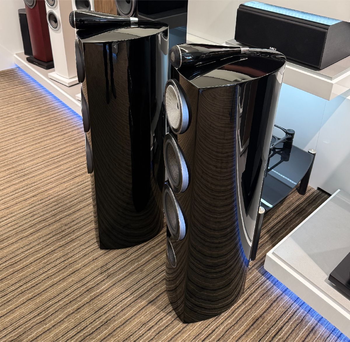 Bowers & Wilkins 804 D3 Floor Standing Speakers (Trade-In) - Image 2