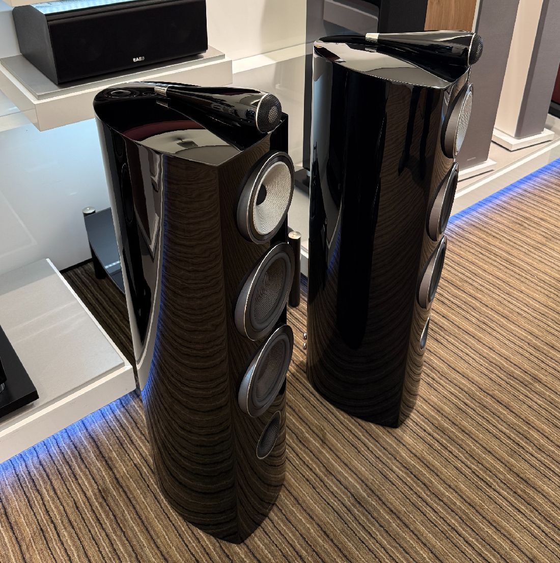 Bowers & Wilkins 804 D3 Floor Standing Speakers (Trade-In) - Image 3